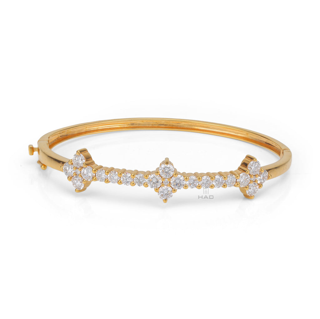 Round Cut Unique Style Bracelet