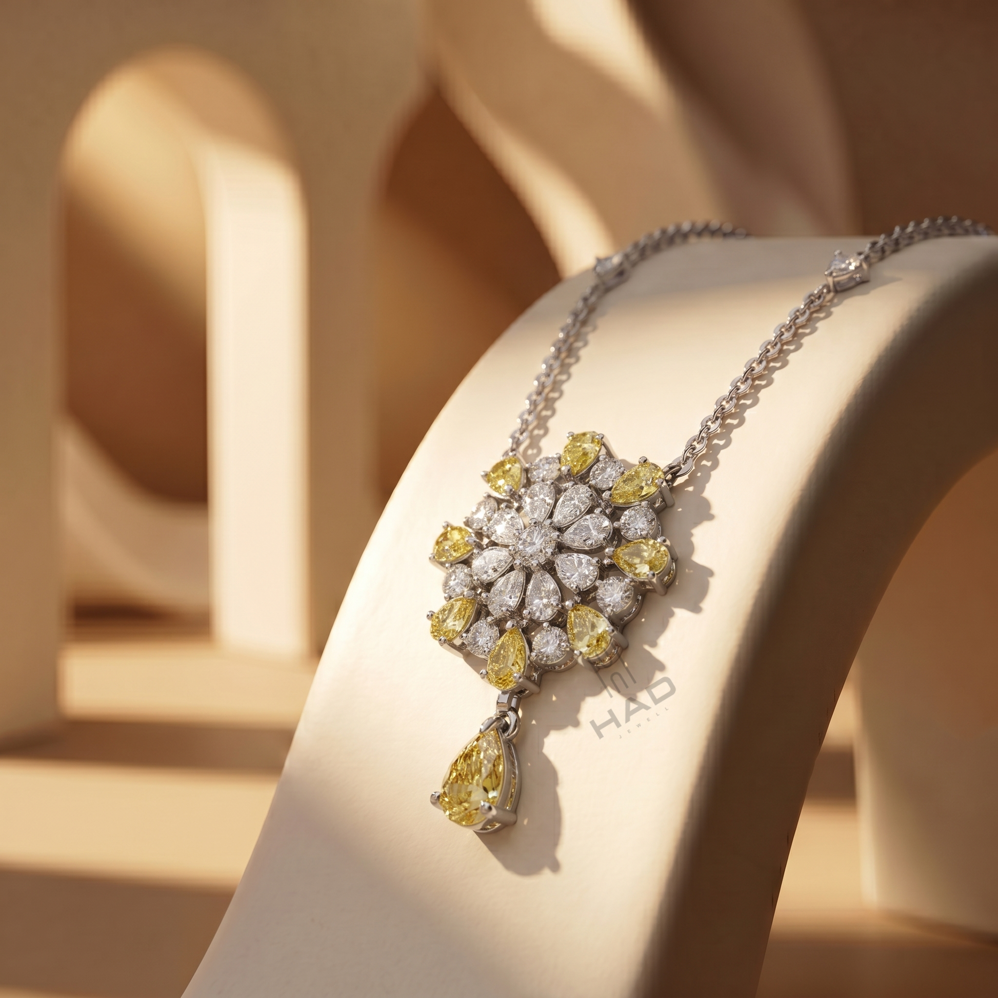 Multi Yellow Pear Lab Diamond Geometric Circle Pendant Chain Necklace